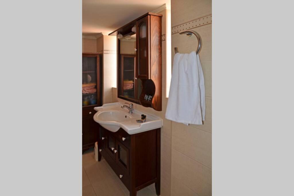 Dreamwave Residence - Unique Holidays By The Sea ليغاريا المظهر الخارجي الصورة